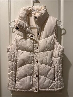 G.H. Bass & Co. Cream Quilted Puffer Vest